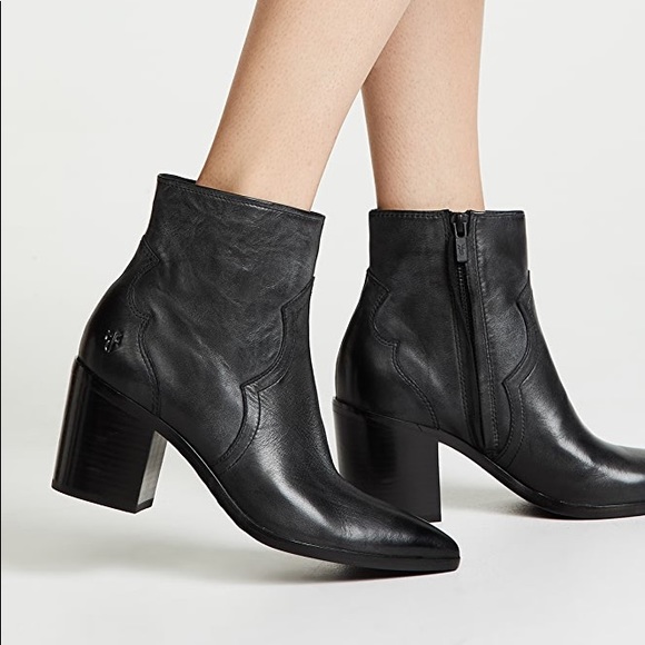 Frye Flynn Short Zip Fall/Winter Black Leather Heeled Chic Everyday Ankle Bootie - Picture 6 of 15